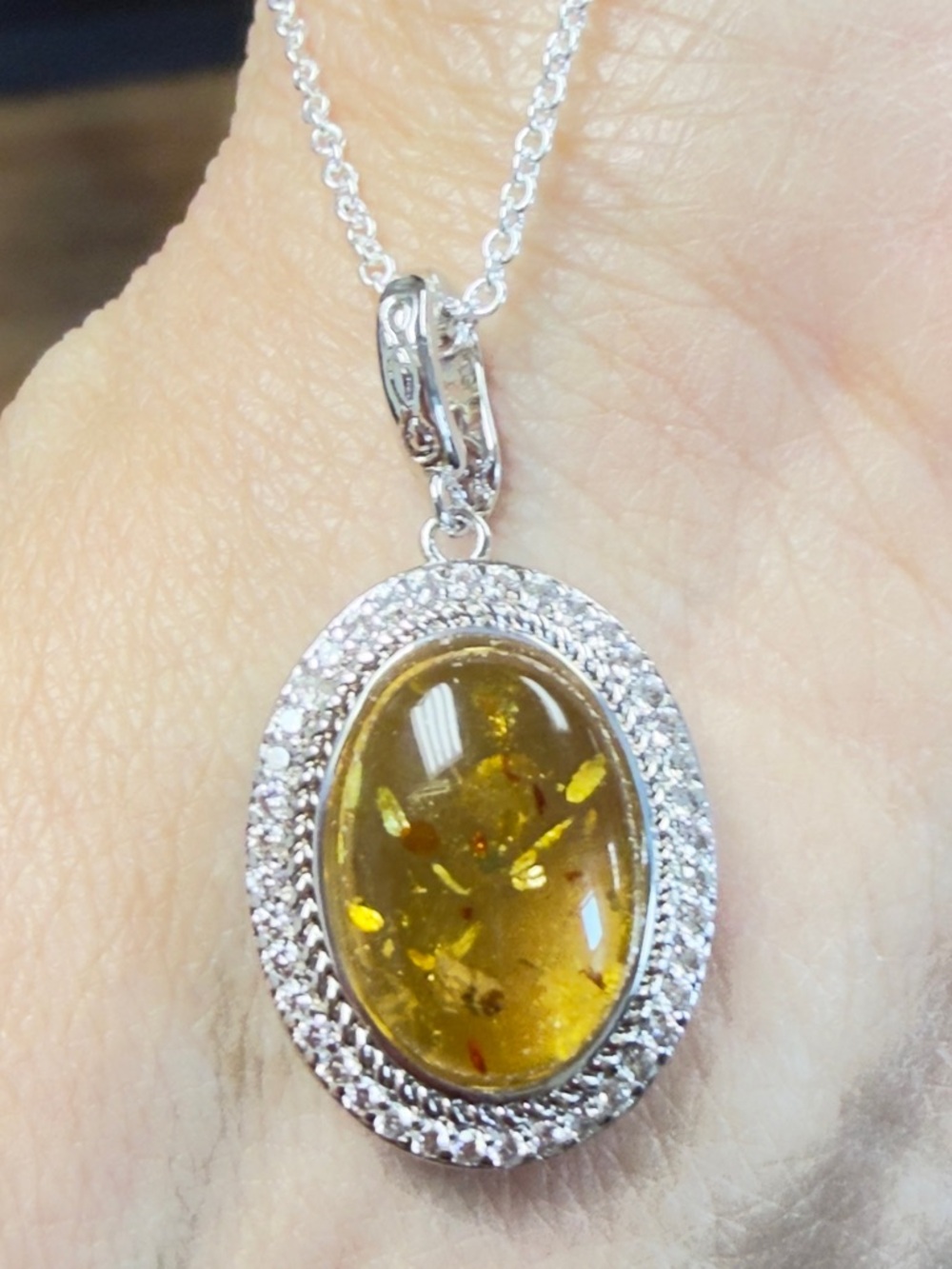 925 Sterling Silver Amber Pendant Necklace - Yellow Oval Gem